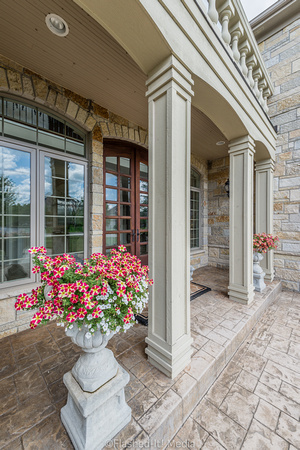 39w770 Henry David Thoreau Place in St. Charles-5324.jpg