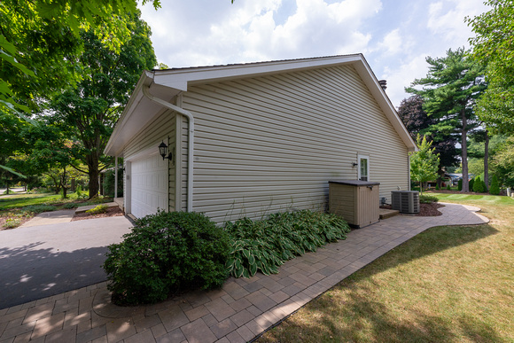 903 S Jefferson St in Batavia_DSC5357-2